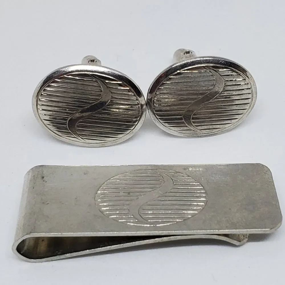 Silver Tone Cuff Links & Money Clip Set